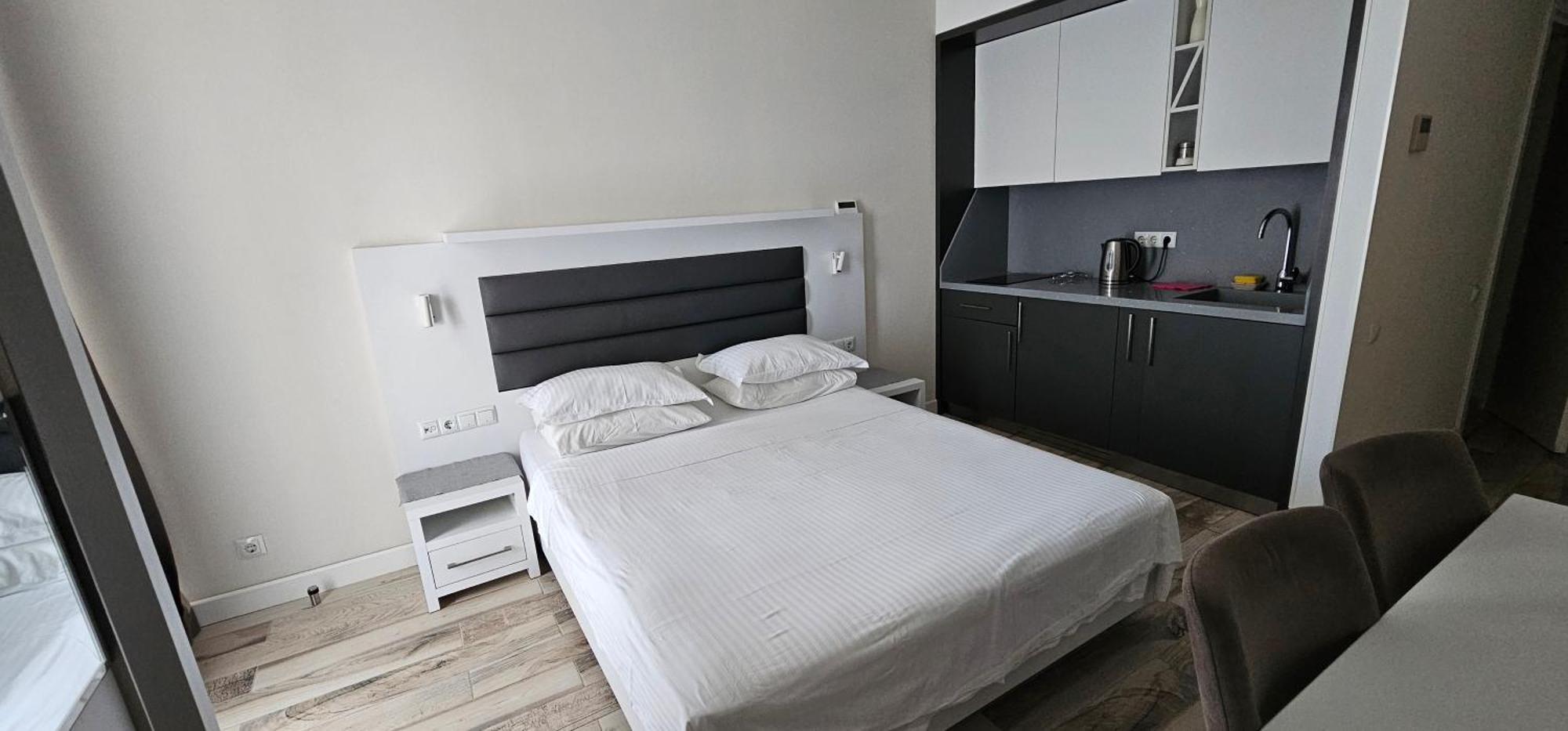 Batumi Sea Side Apartment Room photo